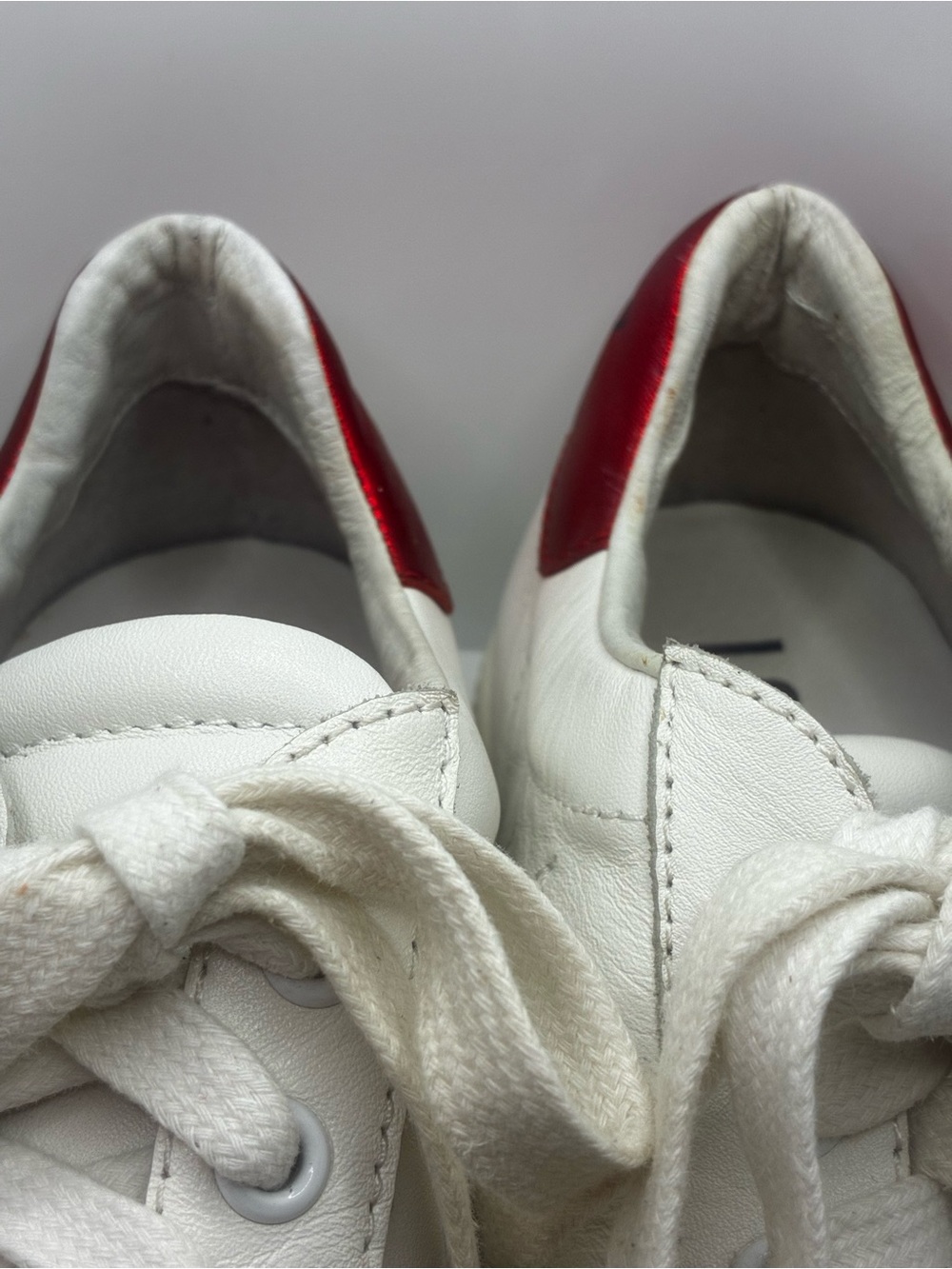LOLA CRUZ WOMANS LEATHER / RHINESTONE EMBELLISHED SNEAKER/ SIZE 7 - Picture 7 of 15